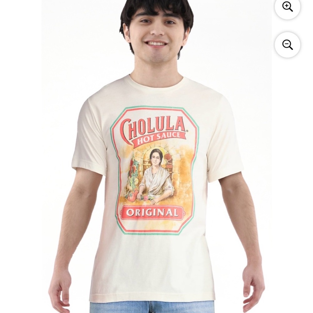 NWT small men’s t shirt cholula hot sauce 1275